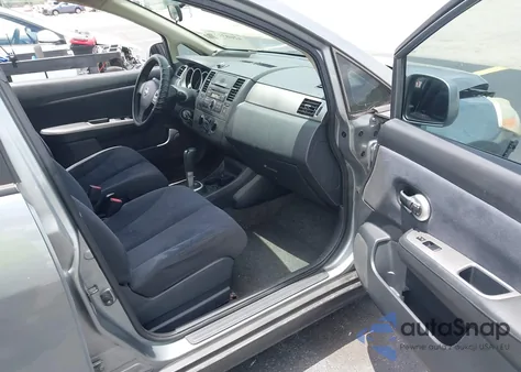 2009 Nissan Versa 1.8S z USA, uszkodzony, nr VIN 3N1BC11E89L495132